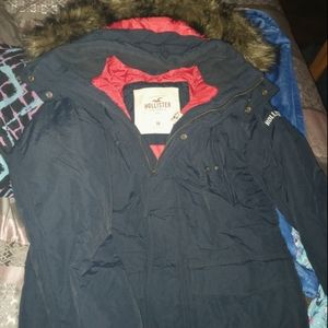 Woman's Hollister coat size medium